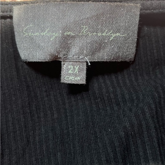 Sunday in Brooklyn Long Sleeve Bow Top 2X - Picture 5 of 9